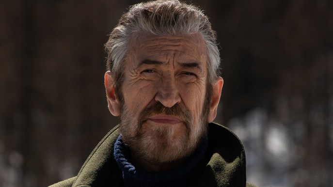 Ascolti tv del 12 marzo, Rocco Schiavone contro Gerry Scotti che scivola in basso