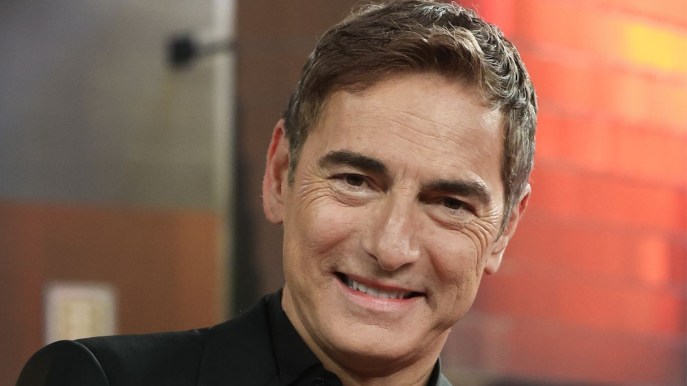 Ascolti tv 8 marzo, Marco Liorni di nuovo contro Maria De Filippi