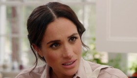 Re Carlo fa cavaliere David Beckham. Ma si parla solo del video di Meghan Markle