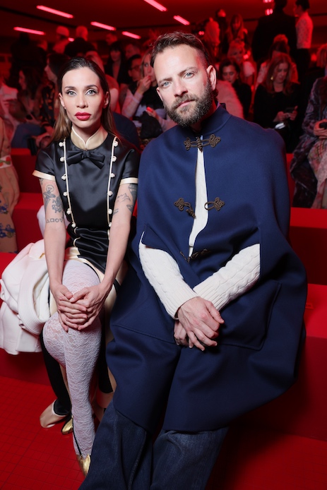 Alessandro Borghi e Irene Forti alla sfilata di Valentino a Parigi