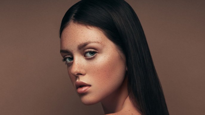 La nuova ossessione di TikTok è il rossetto a lunga durata per labbra nude. E costa meno di 5 euro