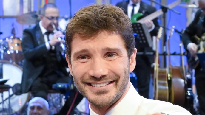 Ascolti tv dell’8 aprile, Stefano De Martino vince la battaglia con Can Yaman