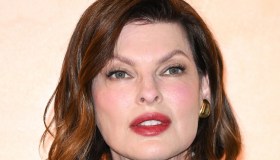 Linda Evangelista dopo la doppia mastectomia: “Non ho paura di invecchiare, ma di morire”