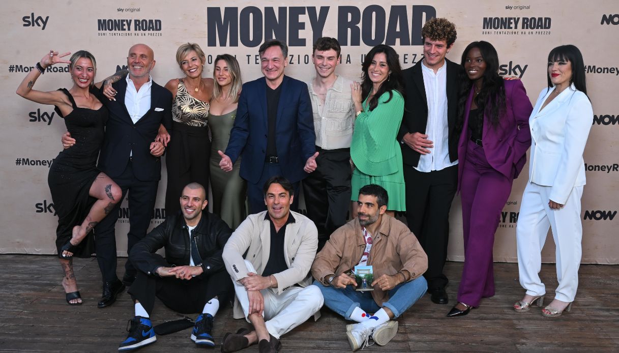 Il cast di "Money Road"