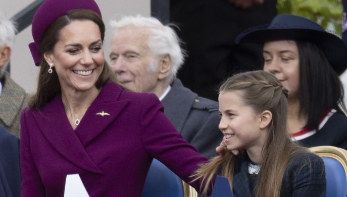 Kate Middleton coccola la piccola Charlotte