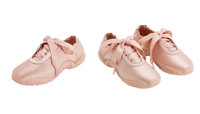 Brutte? Dipende. Comode? Sicuramente. La sneakerina è la nuova ossessione