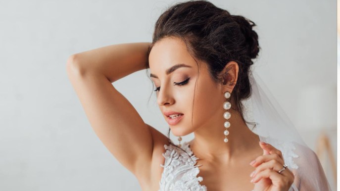 Dall’hairstyle ai gioielli, come inserire le perle in un look di matrimonio