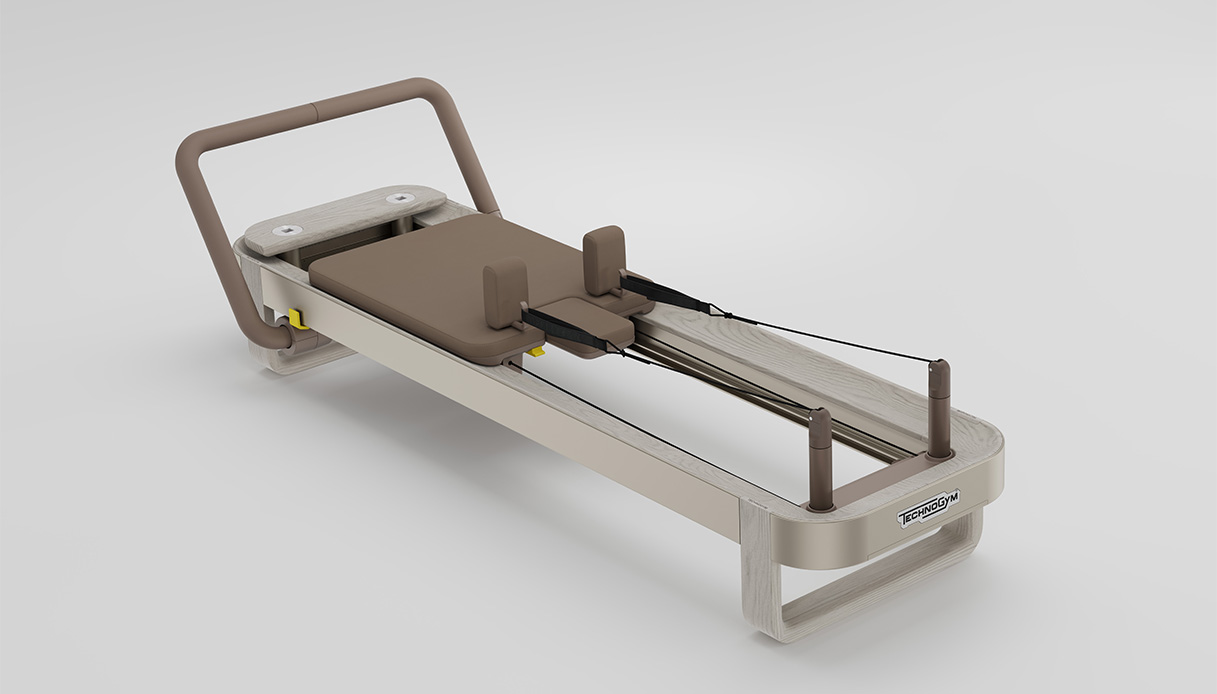 Technogym Reform, la macchina per pilates che unisce design minimale, materiali sostenibili e tecnologia intuitiva