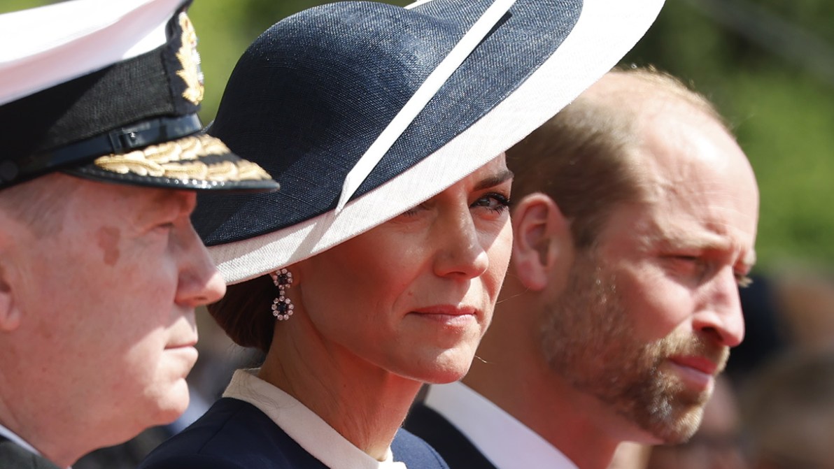 Kate Middleton, le regole per sedersi correttamente in pubblico
