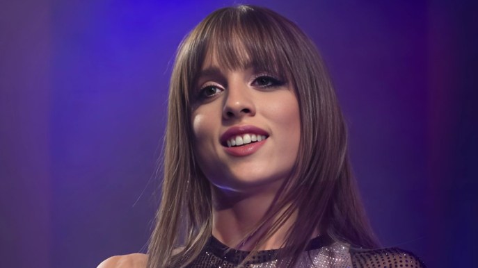 Angelina Mango, dalla crisi alle nuove consapevolezze: “Mi sono persa tra la gente e mi è piaciuto”